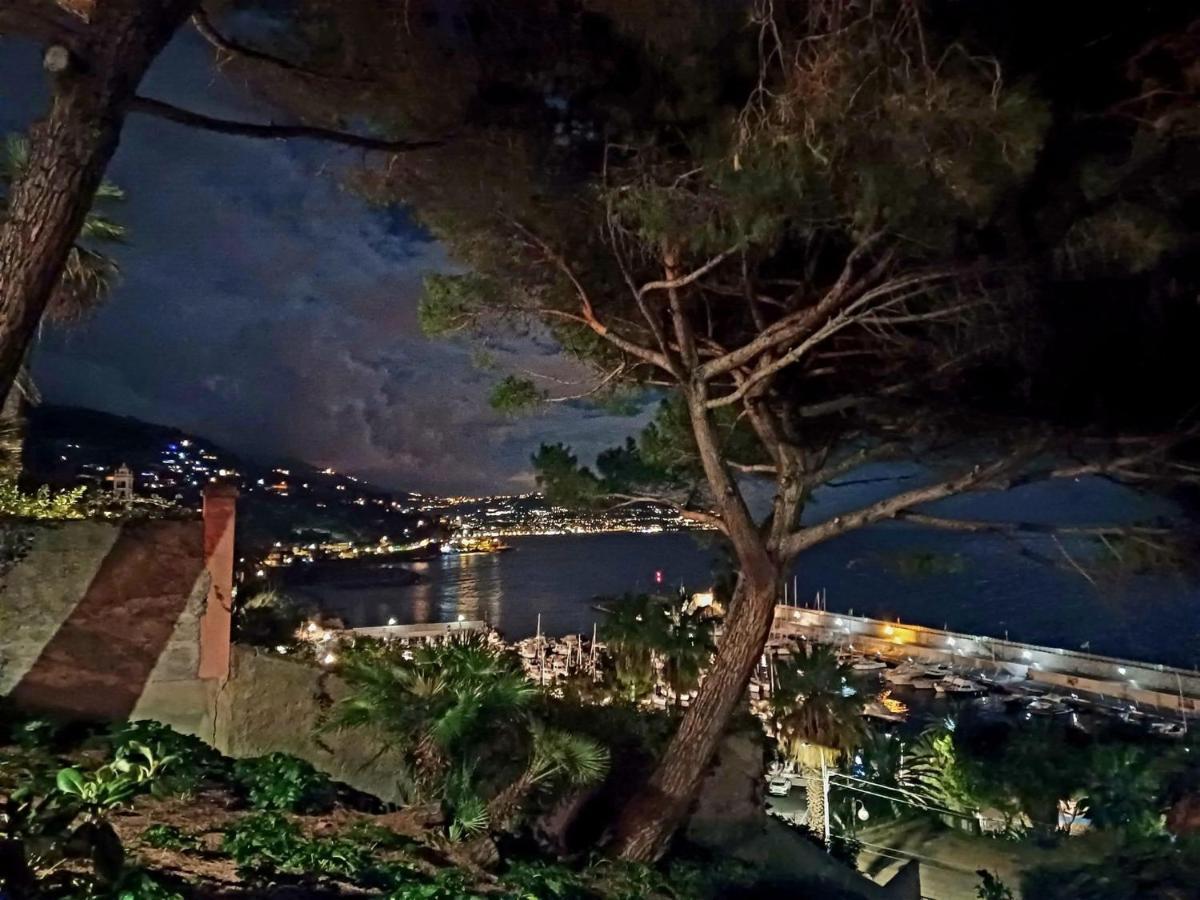 Villa Gaia - Luxury Villa, Pool & Wellness Rooms Bordighera Bagian luar foto