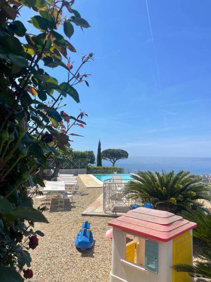 Villa Gaia - Luxury Villa, Pool & Wellness Rooms Bordighera Bagian luar foto