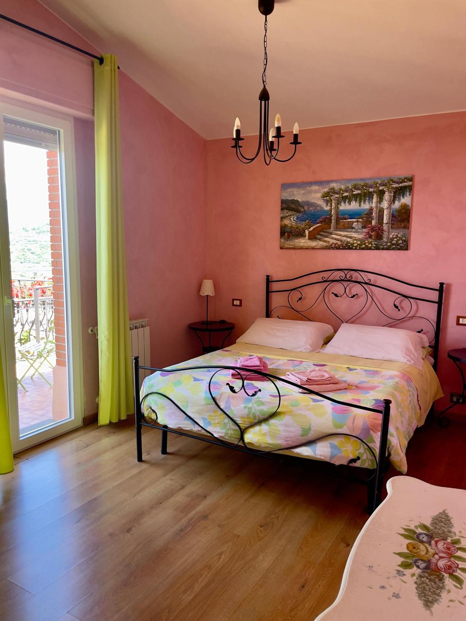 Villa Gaia - Luxury Villa, Pool & Wellness Rooms Bordighera Bagian luar foto