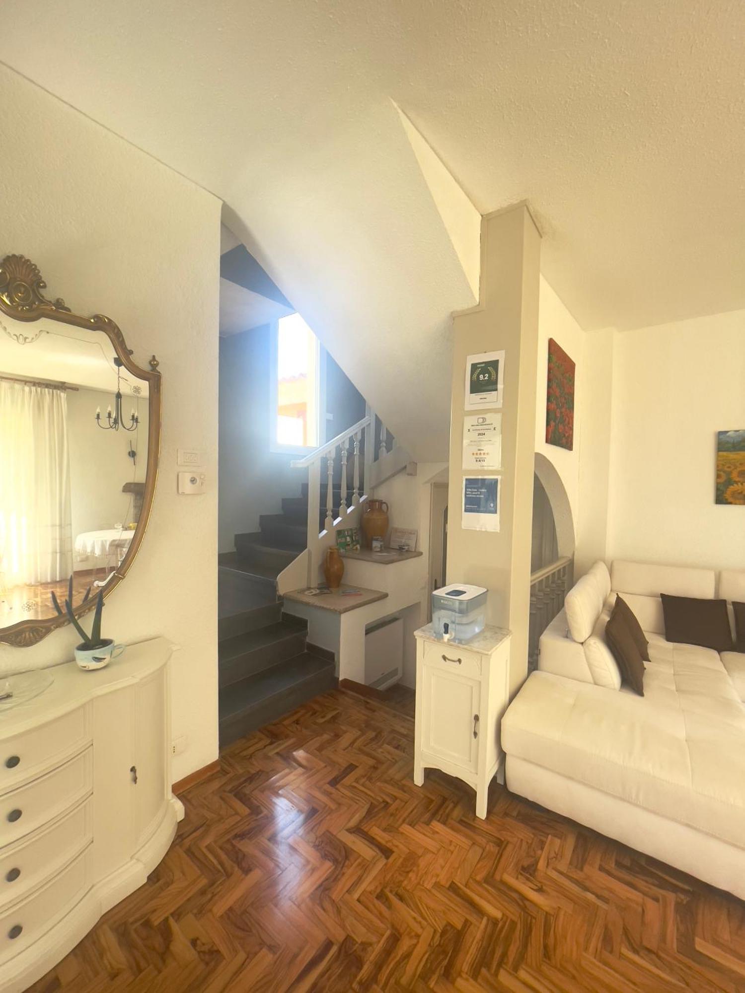 Villa Gaia - Luxury Villa, Pool & Wellness Rooms Bordighera Bagian luar foto