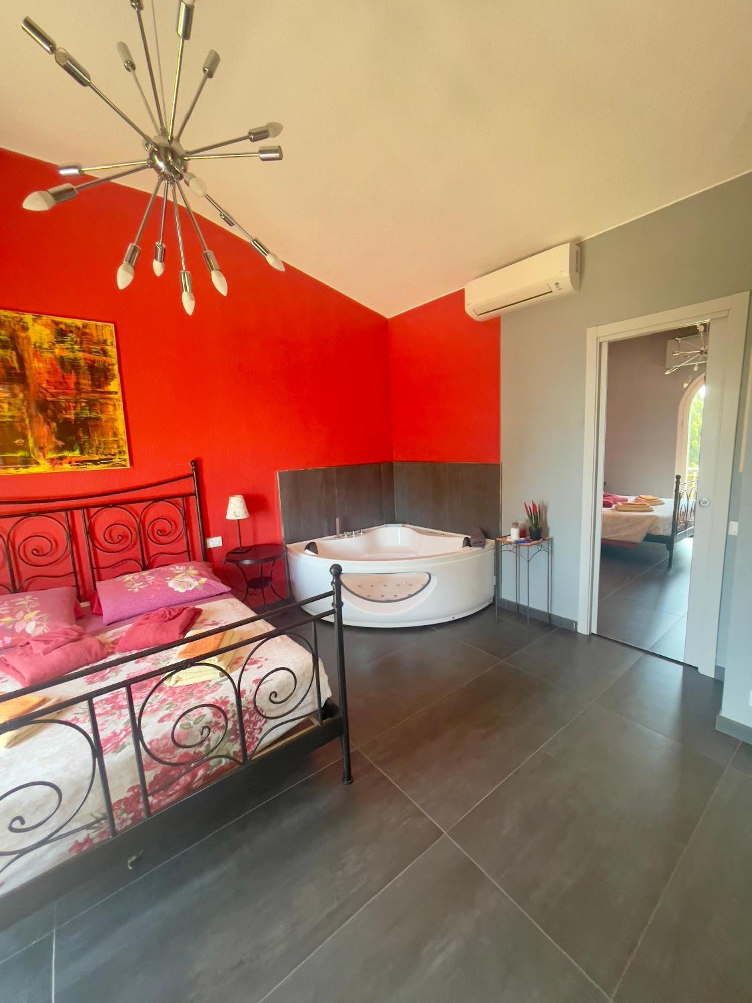 Villa Gaia - Luxury Villa, Pool & Wellness Rooms Bordighera Bagian luar foto